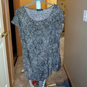 *EUC Relativity Asymmetric Hem Left Side-gathered Blouse - XL